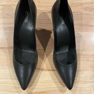 Micheal Kors black point toe high heel non slip real leather